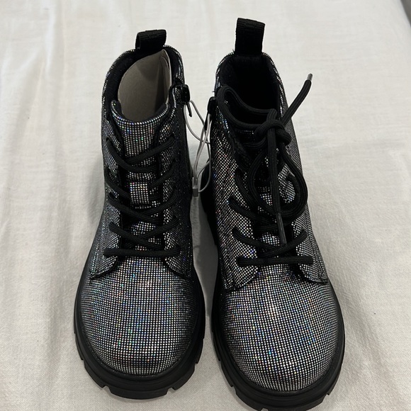 Zara girls bundle! Skirt size 3-4 yrs shoes are size 26 - Picture 9 of 11